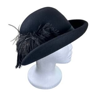 Vintage- Wool-  Feather - Bowler Hat- Doeskin Michelle- made in USA chic